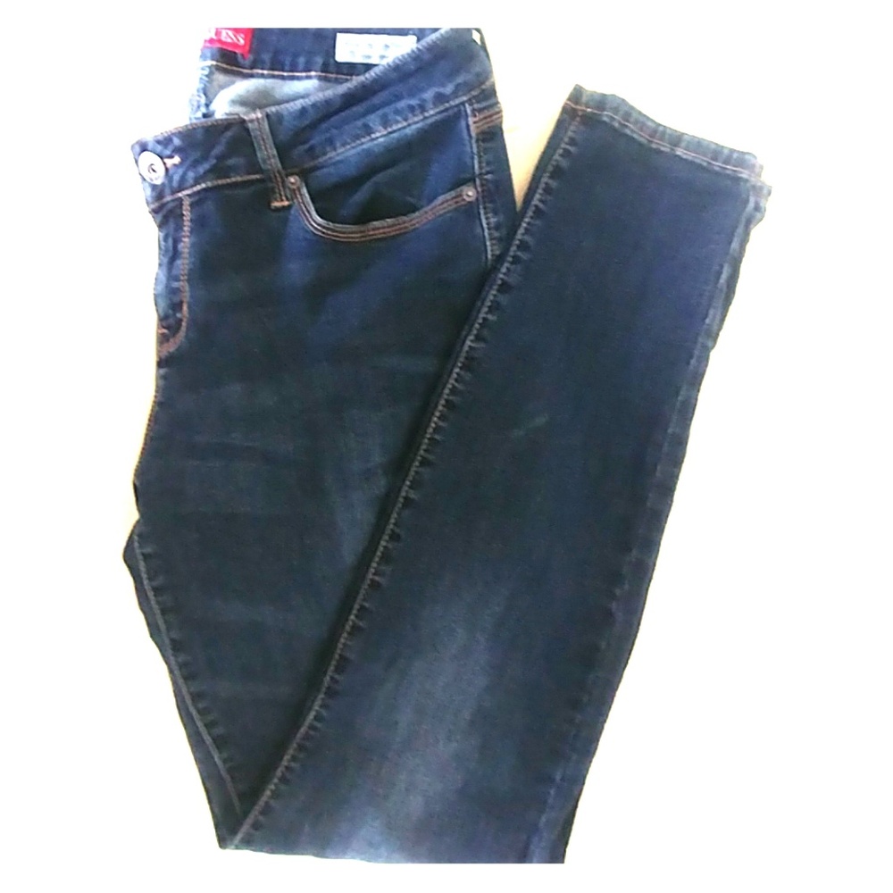 GUESS Sienna Curvy Fit Jeans